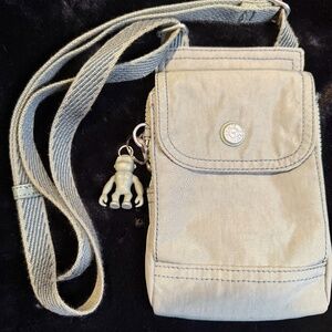 Kipling Light Green Phone Case Crossbody, Great for Travel!